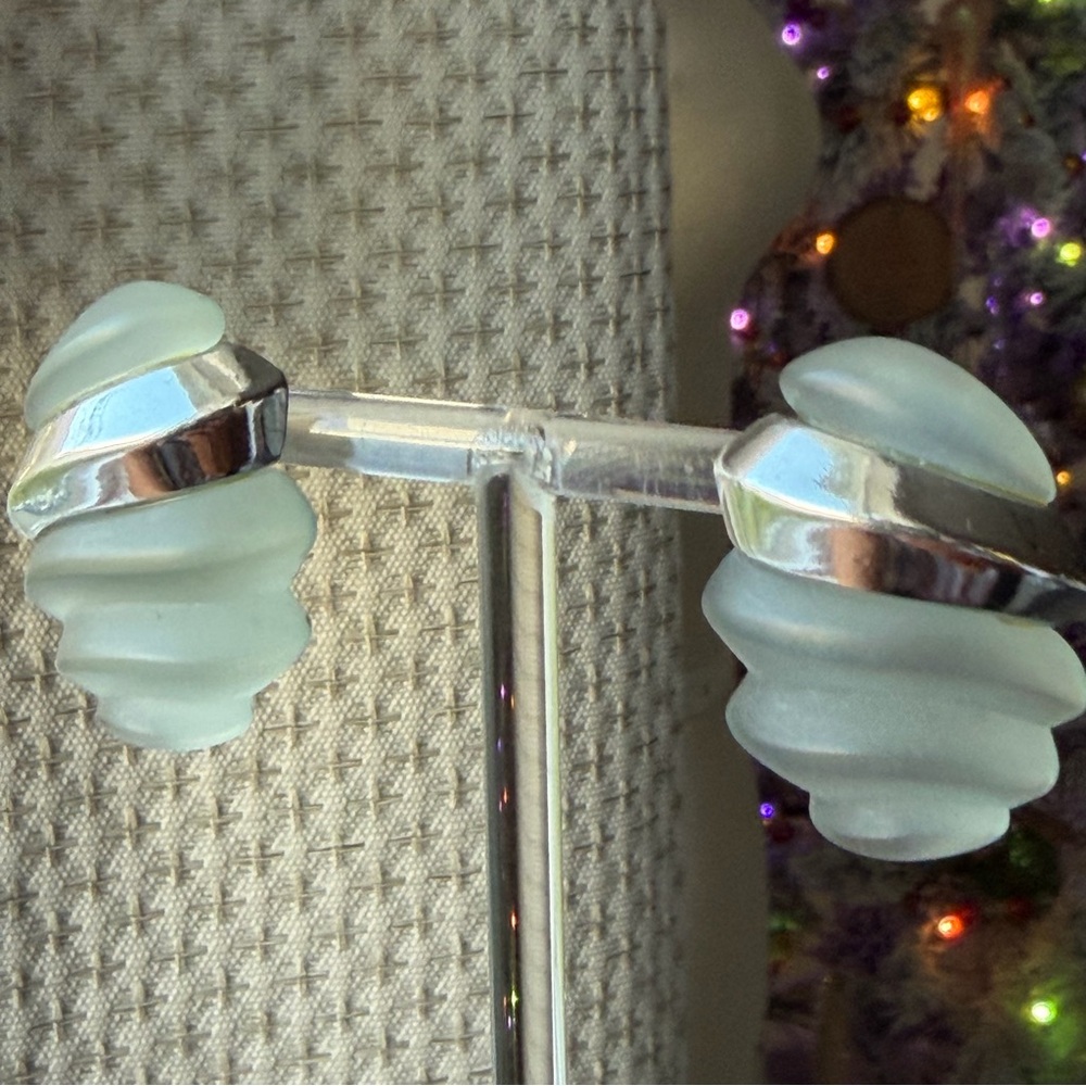 VINTAGE | AVON 1989 "Frosted Coolers-Blueberry Color" Post Earrings
